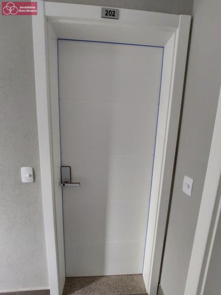 Apartamento à venda com 2 quartos, 62m² - Foto 21