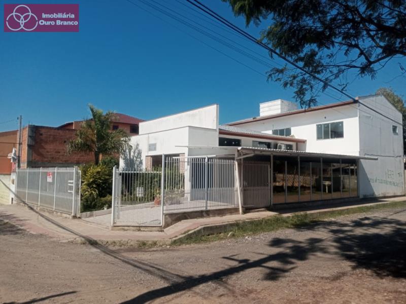 Casa à venda com 3 quartos, 87m² - Foto 2