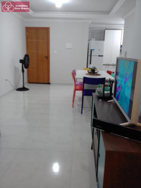 Apartamento à venda com 2 quartos, 72m² - Foto 9