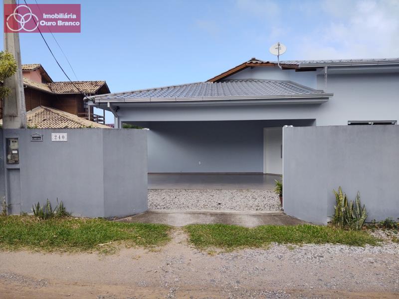 Casa para alugar com 3 quartos, 190m² - Foto 1