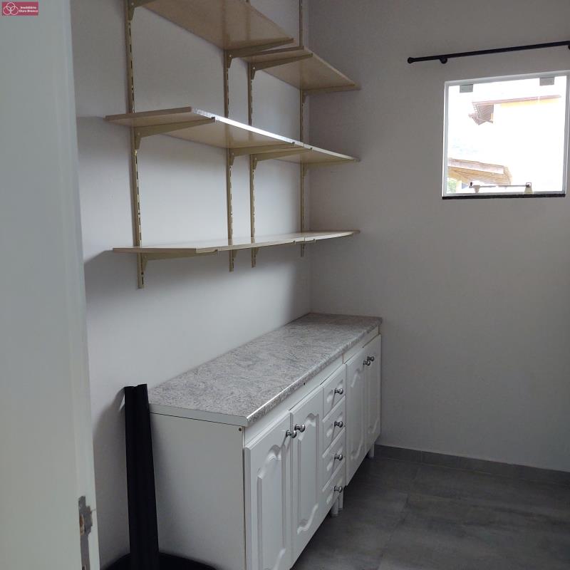 Casa para alugar com 3 quartos, 190m² - Foto 43