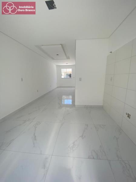 Casa à venda com 2 quartos, 65m² - Foto 5