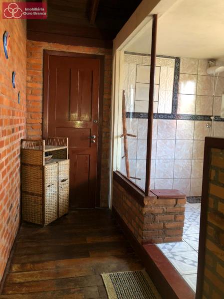 Casa à venda com 5 quartos, 220m² - Foto 7