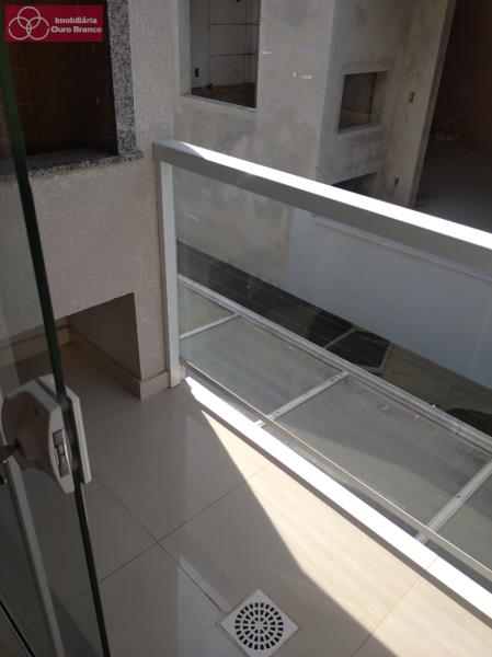 Apartamento à venda com 2 quartos, 63m² - Foto 8