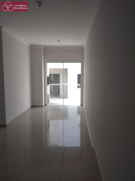 Apartamento à venda com 2 quartos, 63m² - Foto 17