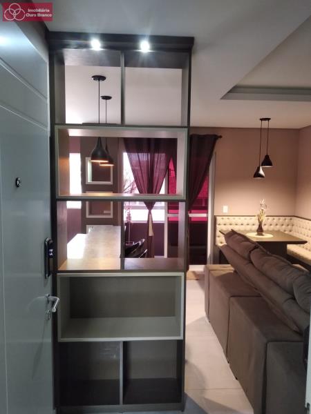 Apartamento à venda com 2 quartos, 72m² - Foto 5