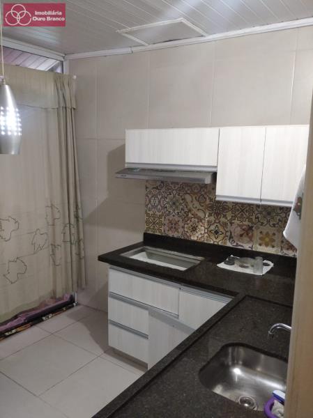 Casa à venda com 5 quartos, 200m² - Foto 8