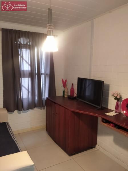 Casa à venda com 5 quartos, 200m² - Foto 12