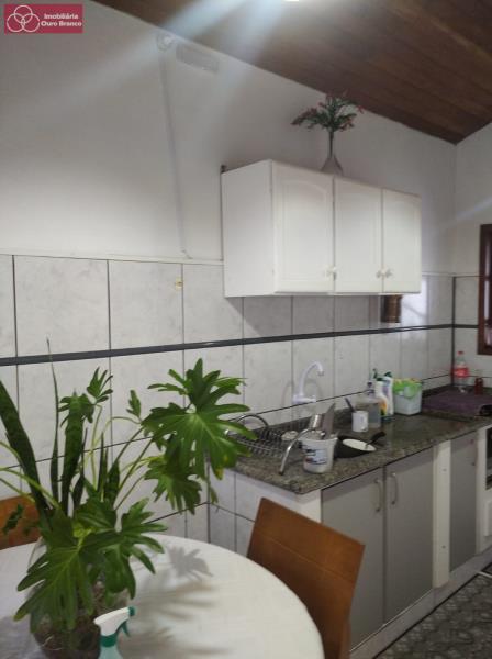 Casa à venda com 5 quartos, 200m² - Foto 23