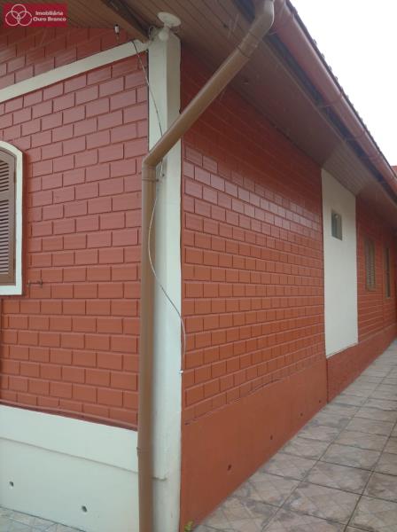 Casa à venda com 5 quartos, 200m² - Foto 26