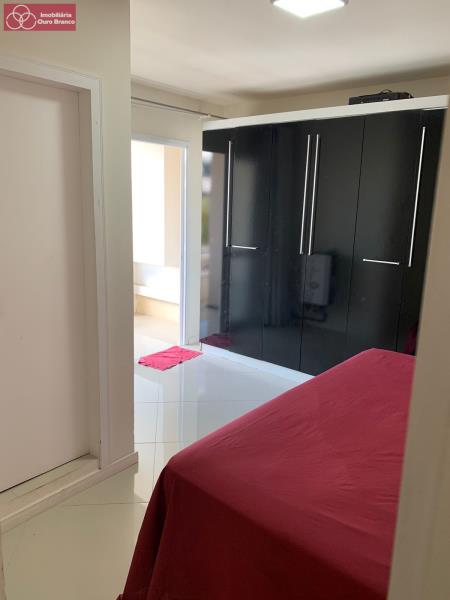 Casa à venda com 3 quartos, 90m² - Foto 7