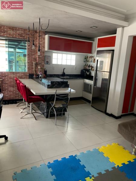 Casa à venda com 3 quartos, 90m² - Foto 24