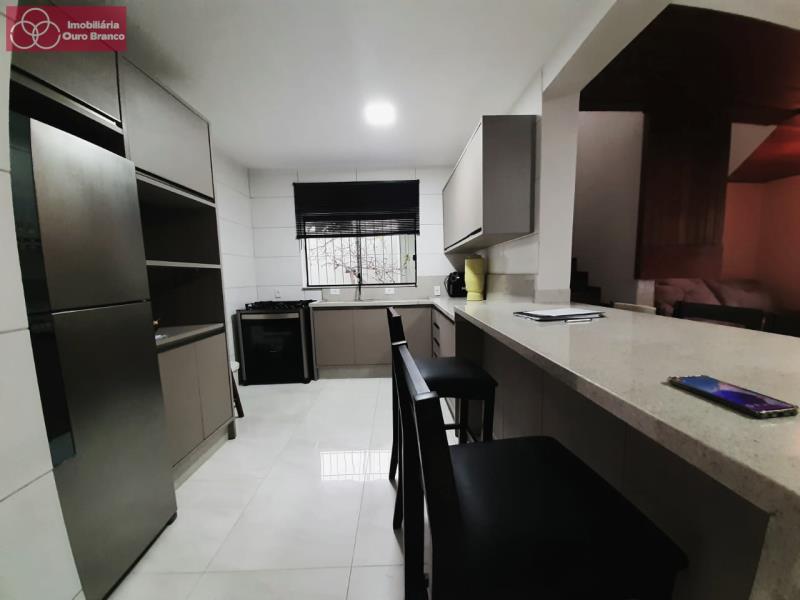 Casa à venda com 5 quartos, 350m² - Foto 15