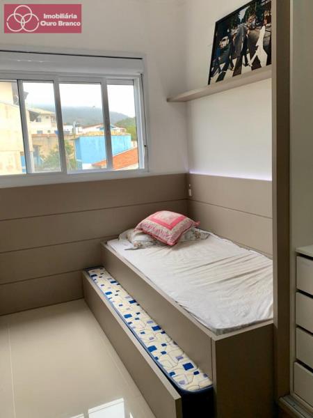 Apartamento à venda com 2 quartos, 67m² - Foto 12