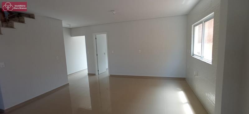 Casa à venda com 3 quartos, 173m² - Foto 8