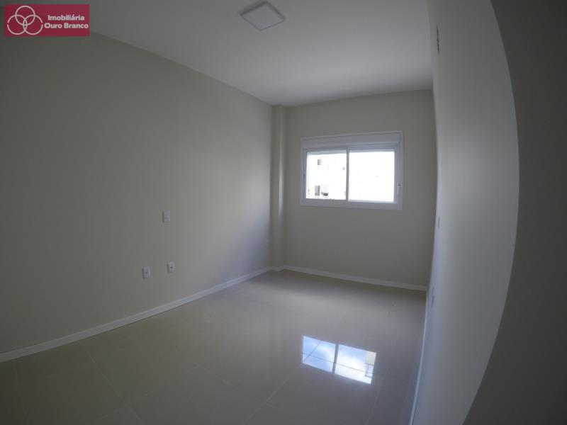 Apartamento à venda com 2 quartos, 77m² - Foto 8