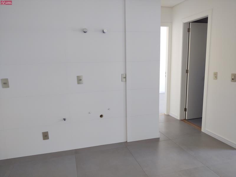 Apartamento à venda com 2 quartos, 56m² - Foto 4