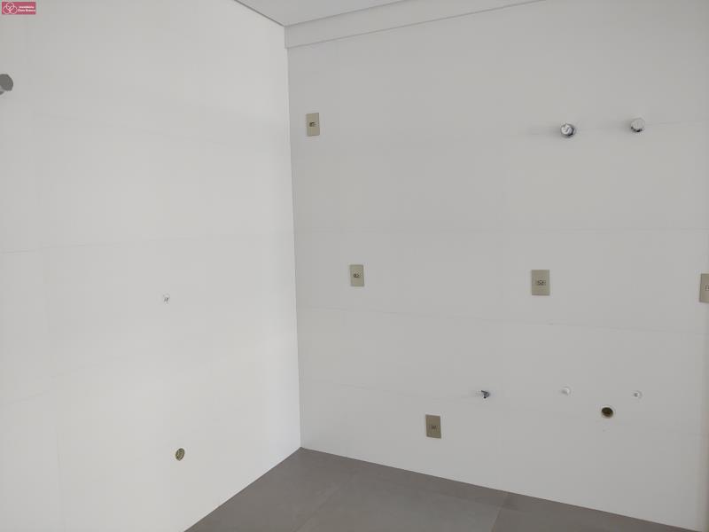 Apartamento à venda com 2 quartos, 56m² - Foto 5