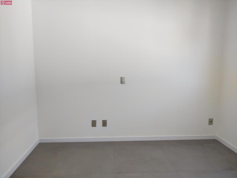 Apartamento à venda com 2 quartos, 56m² - Foto 11