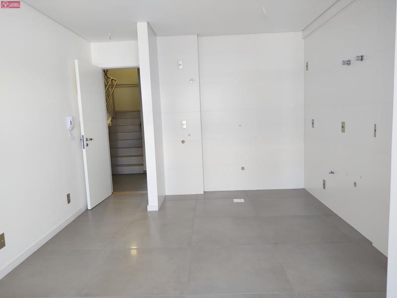 Apartamento à venda com 2 quartos, 56m² - Foto 13