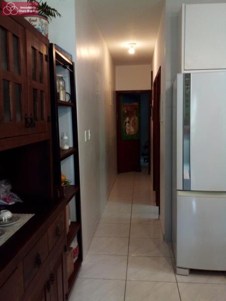 Casa à venda com 2 quartos, 60m² - Foto 5