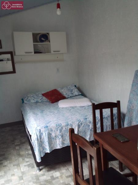 Casa à venda com 2 quartos, 60m² - Foto 17