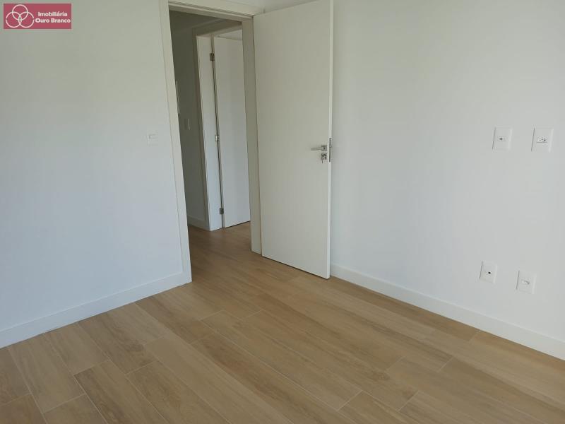 Casa à venda com 3 quartos, 136m² - Foto 16