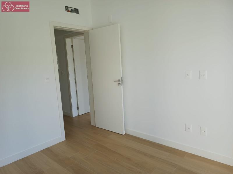 Casa à venda com 3 quartos, 136m² - Foto 17