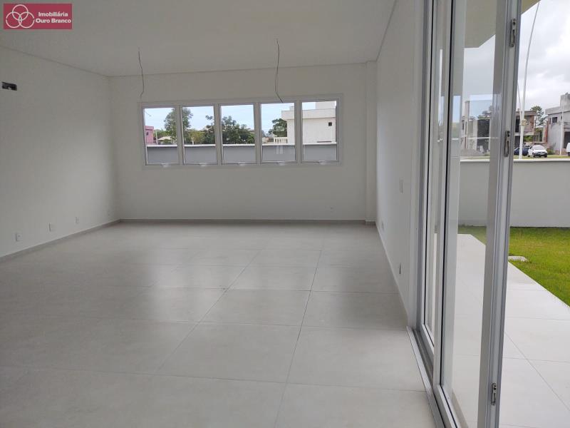 Casa à venda com 3 quartos, 306m² - Foto 28