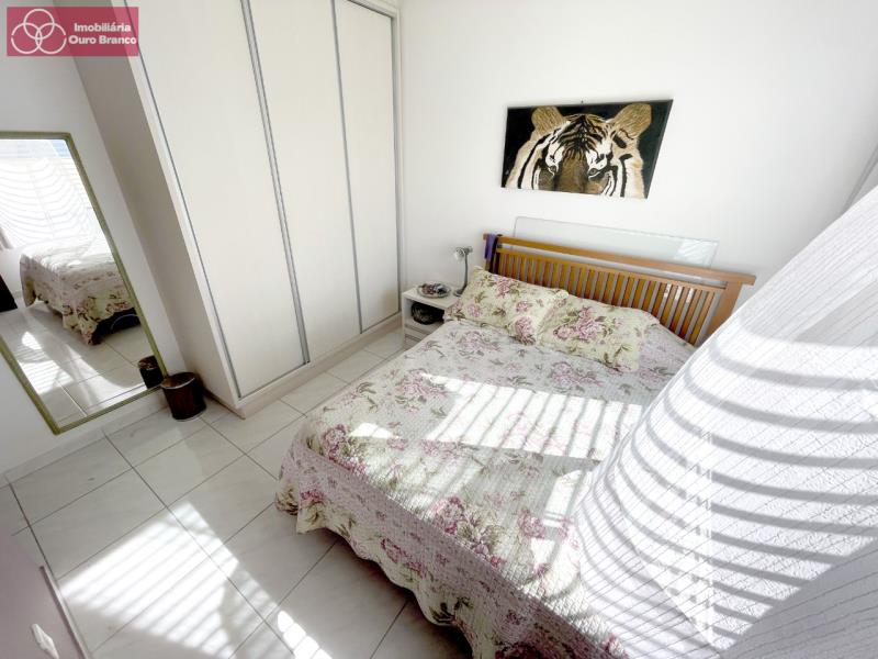 Casa à venda com 2 quartos, 80m² - Foto 15