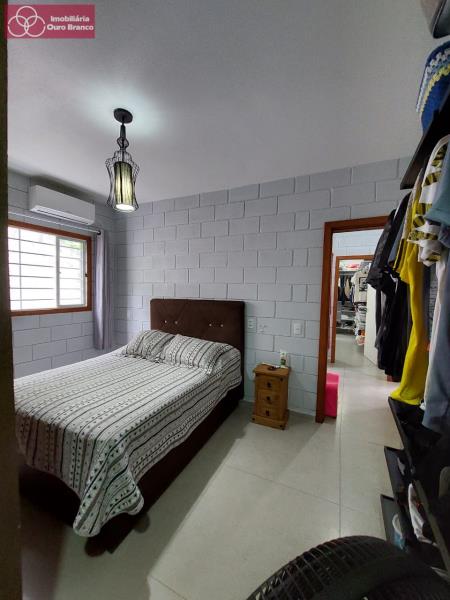 Casa à venda com 2 quartos, 230m² - Foto 10