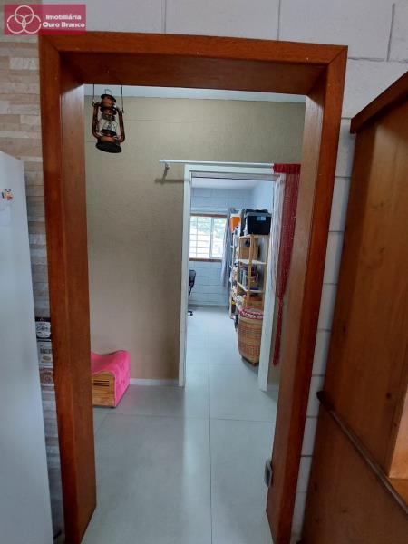 Casa à venda com 2 quartos, 230m² - Foto 14