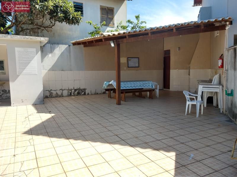 Casa à venda com 2 quartos, 60m² - Foto 10