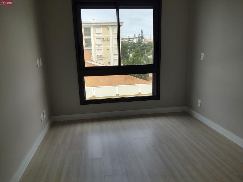 Apartamento à venda com 2 quartos, 77m² - Foto 4