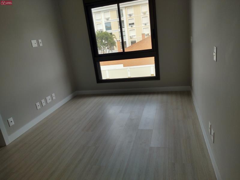 Apartamento à venda com 2 quartos, 77m² - Foto 5