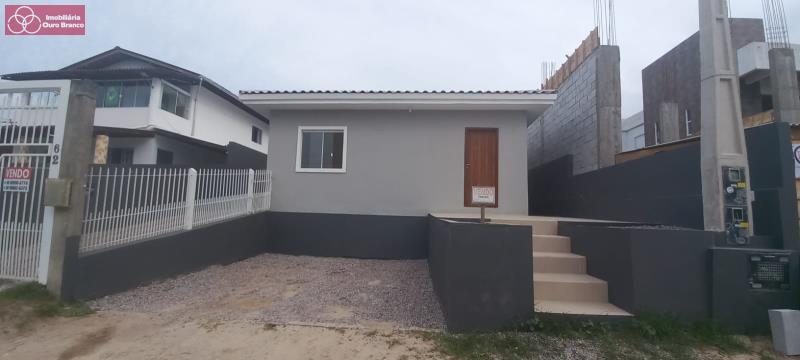 Casa à venda com 3 quartos, 63m² - Foto 2