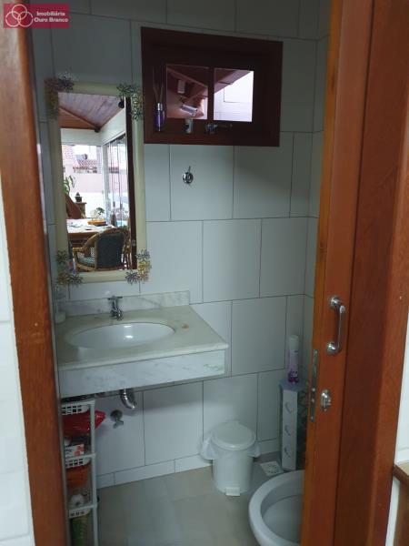 Casa à venda com 3 quartos, 109m² - Foto 9