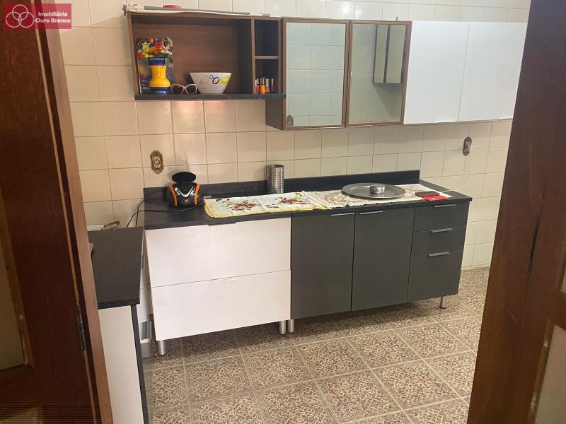 Casa à venda com 2 quartos, 250m² - Foto 21