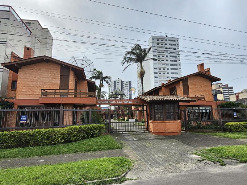 Duplex - Geminada Código 9908 a Venda no bairro Centro na cidade de Tramandaí