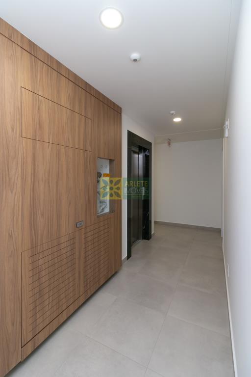 Apartamento à venda com 2 quartos, 89m² - Foto 2