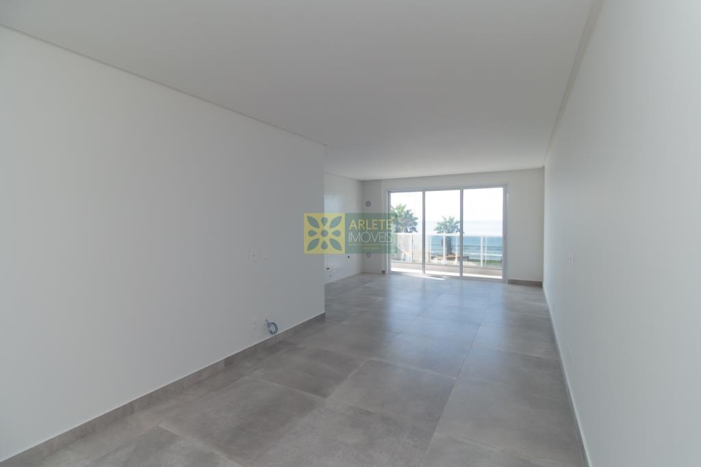 Apartamento à venda com 2 quartos, 89m² - Foto 7