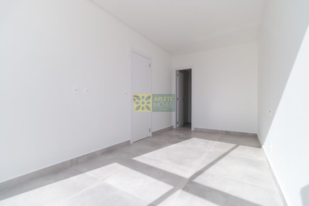 Apartamento à venda com 2 quartos, 89m² - Foto 22