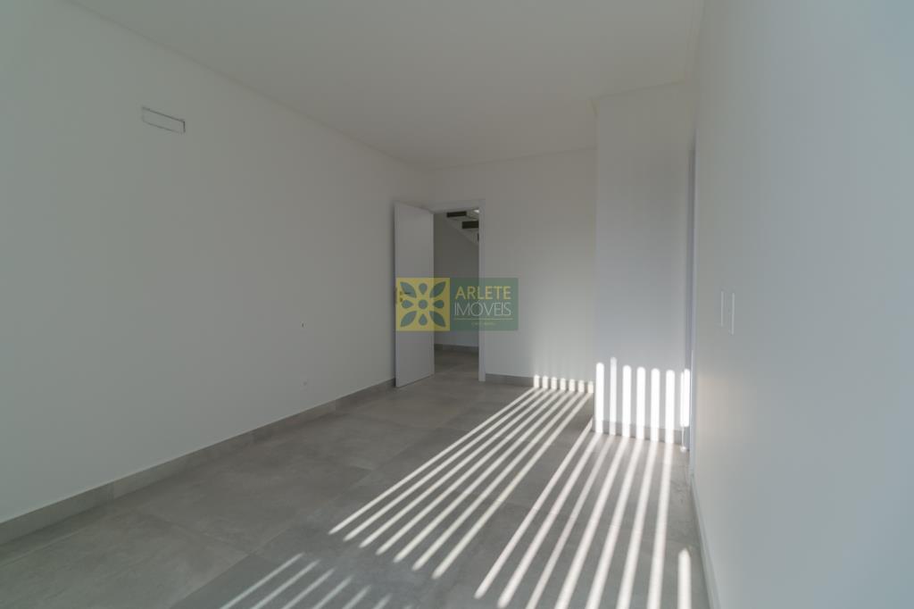 Apartamento à venda com 2 quartos, 109m² - Foto 18