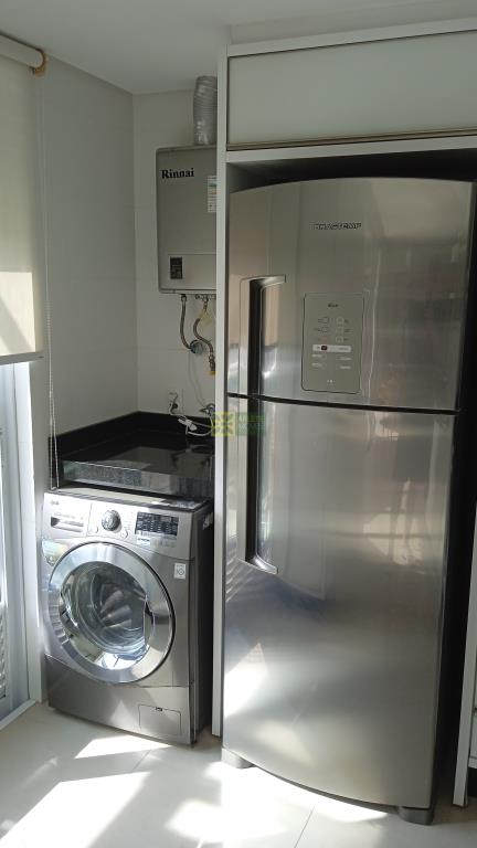 Apartamento à venda com 3 quartos, 170m² - Foto 20