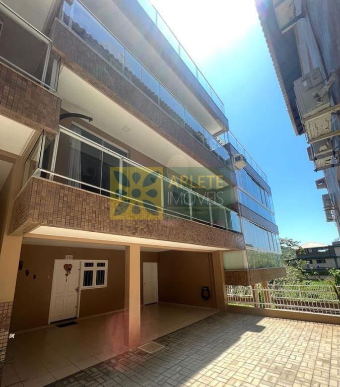 Apartamento à venda com 3 quartos, 197m² - Foto 4