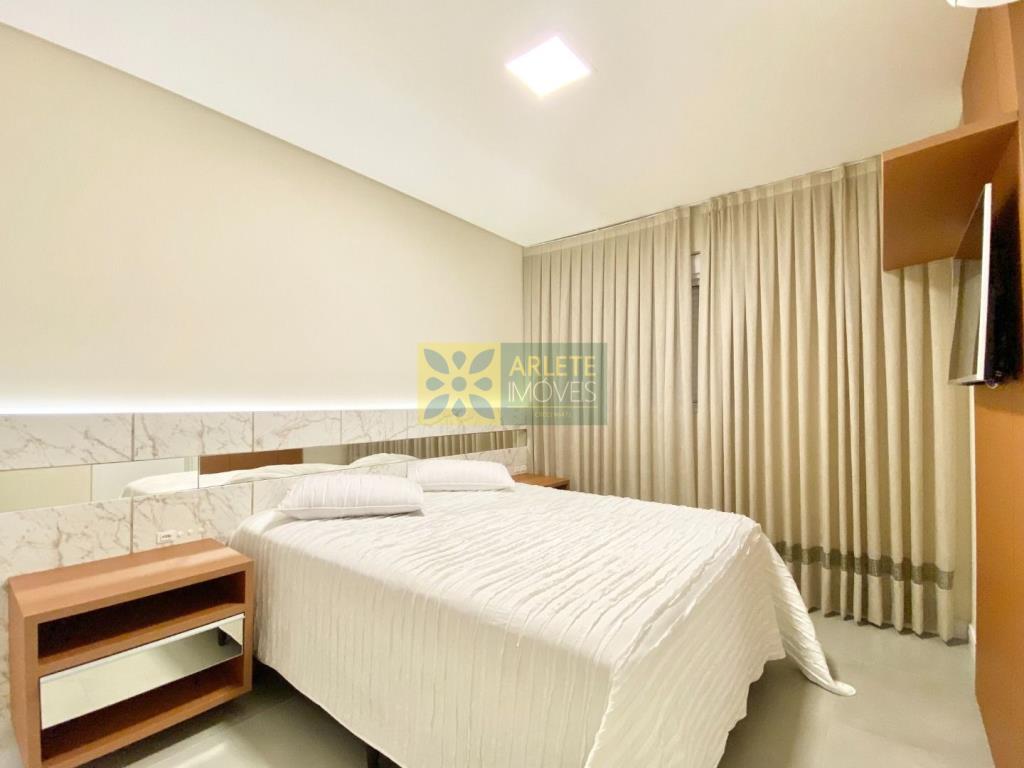 Apartamento à venda com 3 quartos, 170m² - Foto 5