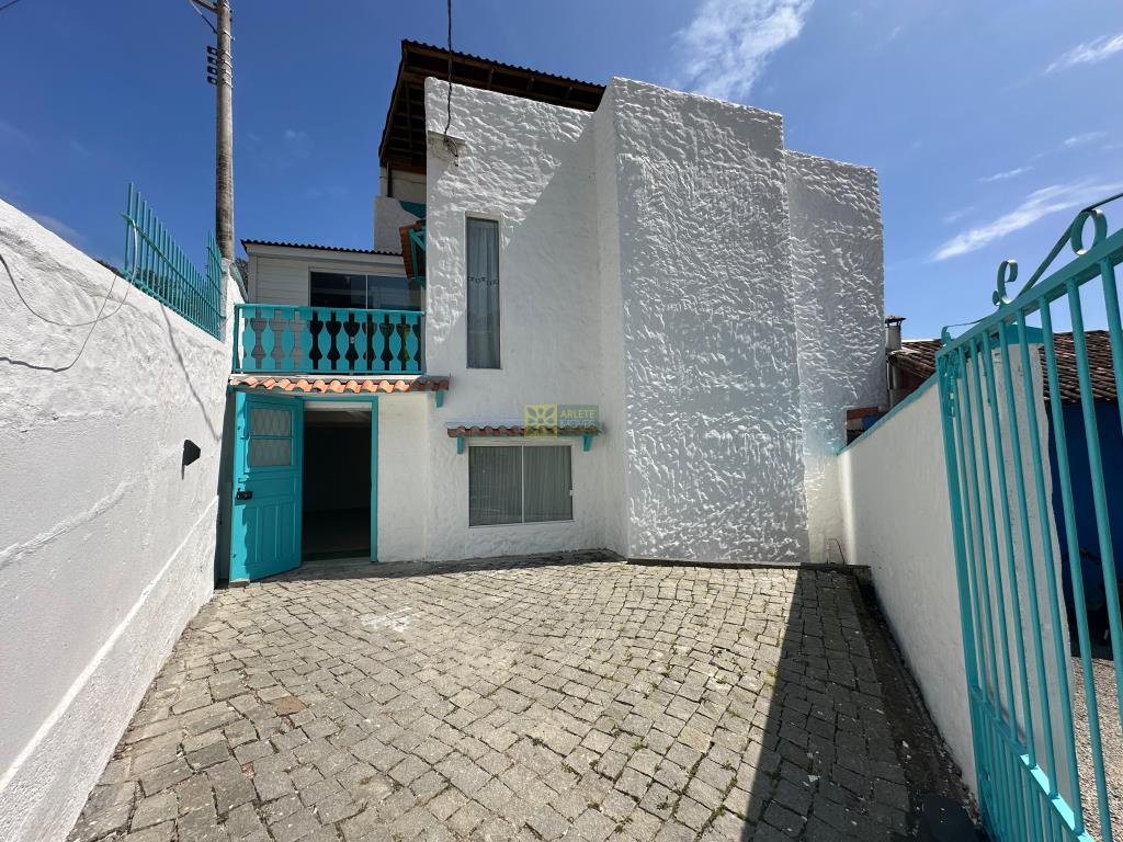 Casa Anual em Porto Belo